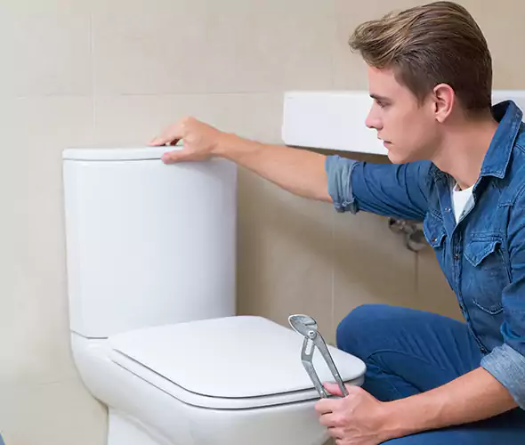 Expert Plumber for Toilet Replacement in Brentwood, NY: Schedule Affordable Toilet Replacement Services with Us